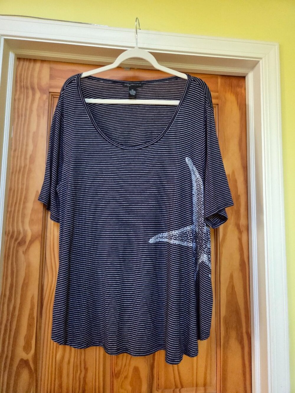 Women's Plus Size 2X Navy Joan Vass Tee with Starfish Design